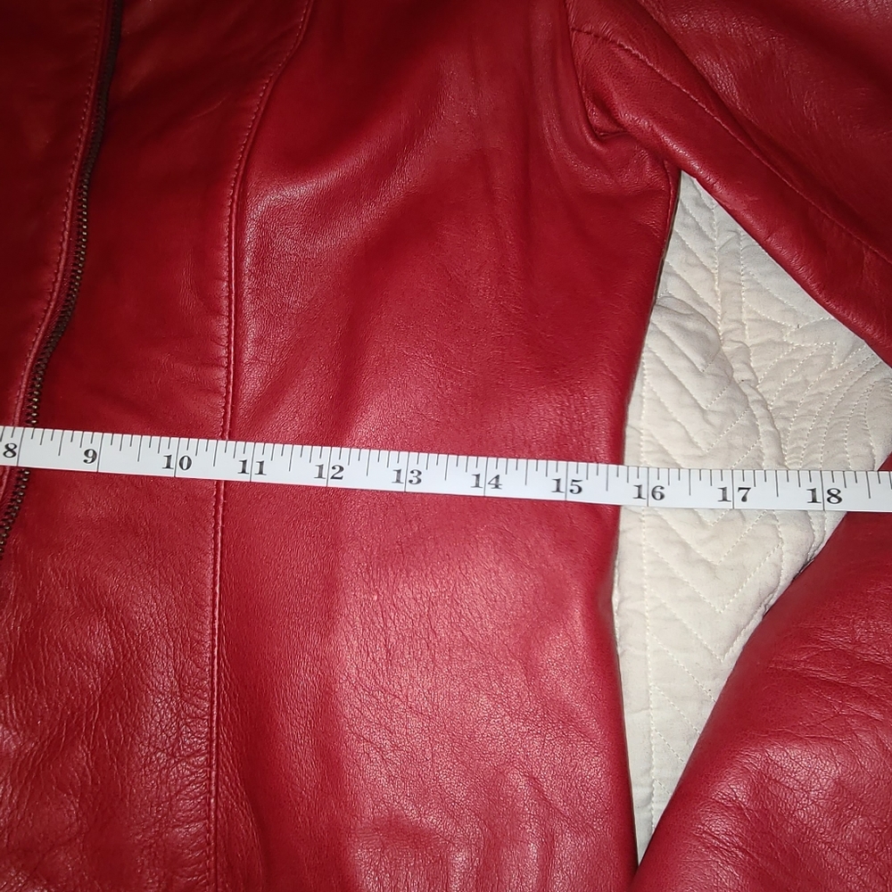 Leather jacket - Picture 5 of 6